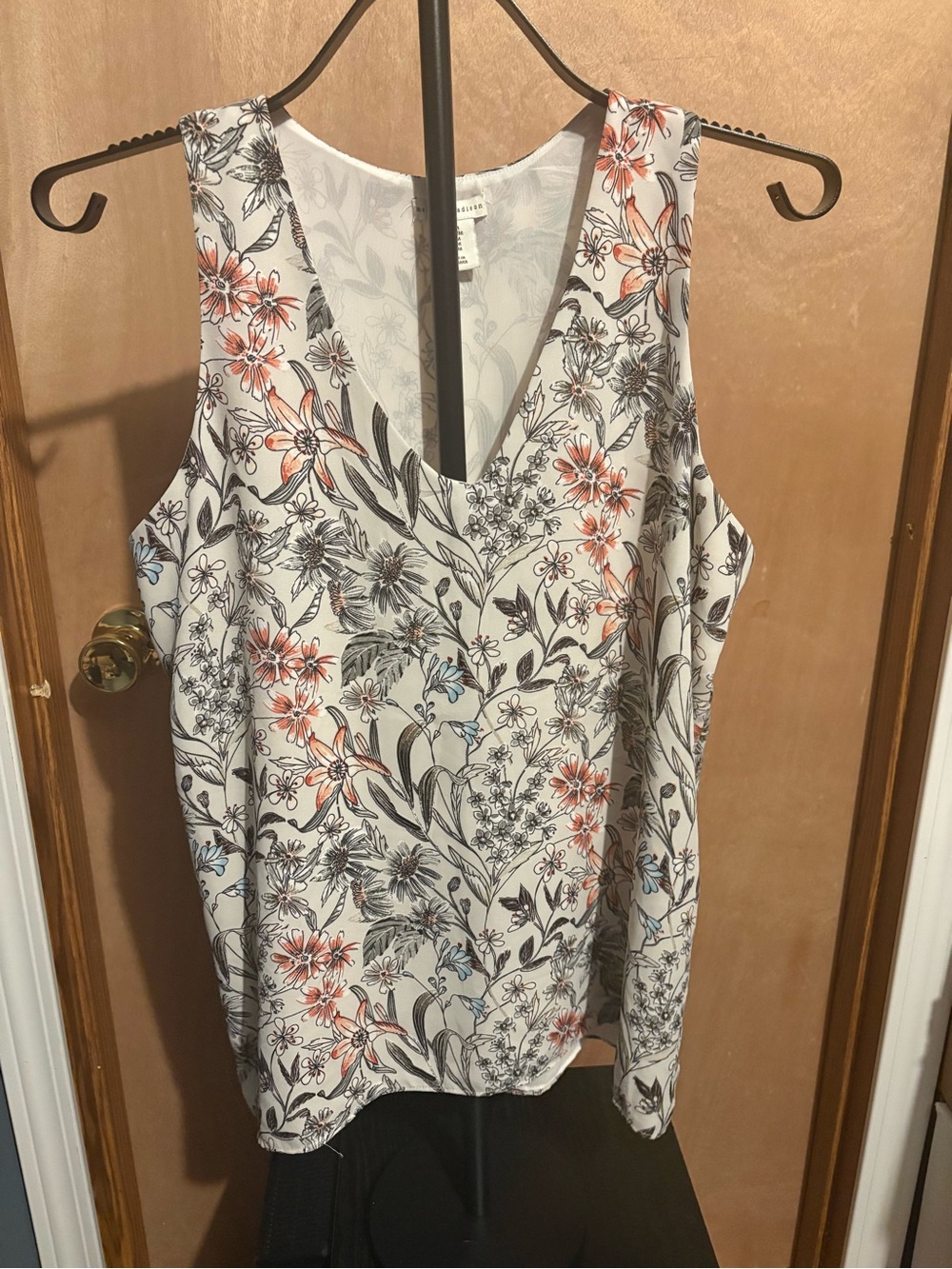mercer & madison White Floral V-Neck Tank with Coral and Black Print